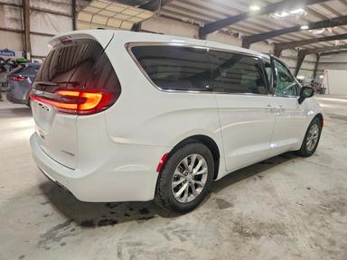 Vista de 2026 CHRYSLER PACIFICA LIMITED, ángulo 3