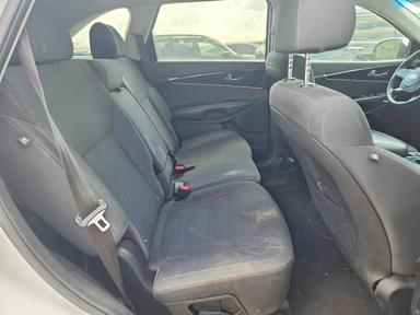 منظر 2020 KIA SORENTO S، زاوية 10