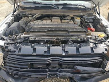 Vue de 2022 RAM 3500, angle 11