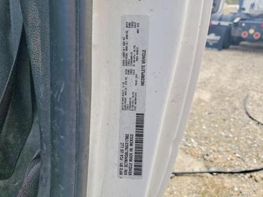 Vue de 2022 RAM 3500, angle 13