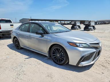 منظر 2023 TOYOTA CAMRY XSE، زاوية 4