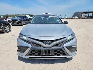 منظر 2023 TOYOTA CAMRY XSE، زاوية 5