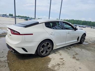 Вид 2021 KIA STINGER GT-LINE, угол 3