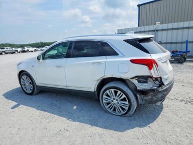 Vedere 2017 CADILLAC XT5 PREMIUM LUXURY, unghi 2
