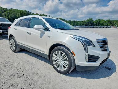 Vedere 2017 CADILLAC XT5 PREMIUM LUXURY, unghi 4