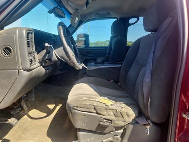 Vista de 2004 CHEVROLET SILVERADO K2500 HEAVY DUTY, ángulo 7
