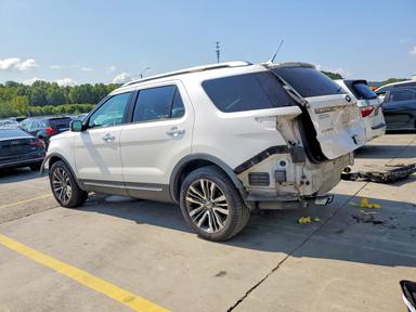 Вид 2018 FORD EXPLORER PLATINUM, угол 2