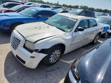 منظر 2008 CHRYSLER 300 LX، زاوية 1