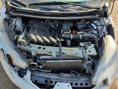 Vue de 2015 NISSAN VERSA NOTE SV, angle 11