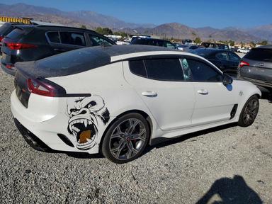 2019 KIA STINGER GT view, angle 3
