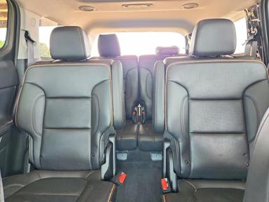 Vista de 2021 GMC ACADIA AT4, ángulo 10