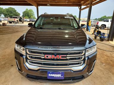 Vista de 2021 GMC ACADIA AT4, ángulo 5