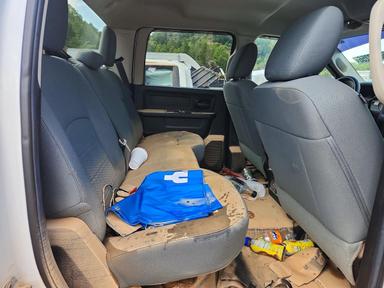 Vista de 2014 RAM 2500 ST, ángulo 11