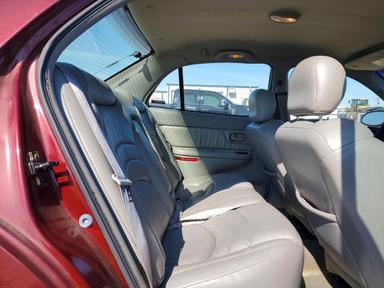 2001 BUICK CENTURY LIMITED view, angle 10