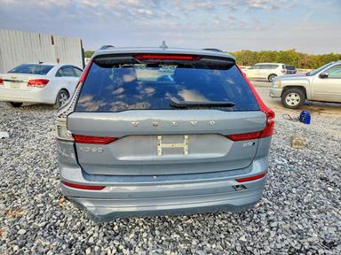 منظر 2022 VOLVO XC60 B5 MOMENTUM، زاوية 6