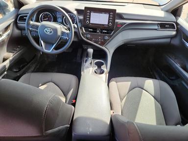 Vista de 2024 TOYOTA CAMRY LE, ángulo 8