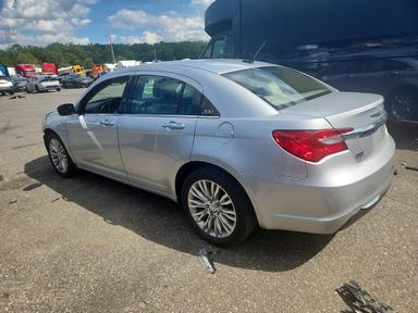 Вид 2012 CHRYSLER 200 LIMITED, угол 2