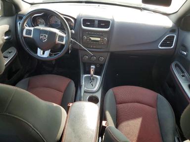 منظر 2013 DODGE AVENGER SXT، زاوية 8