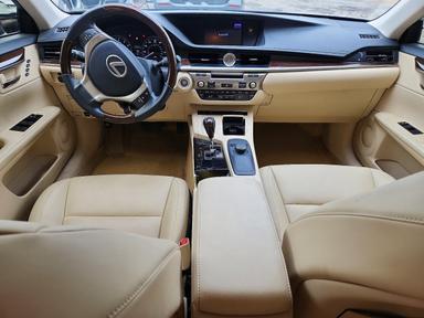 2013 LEXUS ES 350 view, angle 8