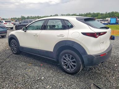 منظر 2024 MAZDA CX-30، زاوية 2