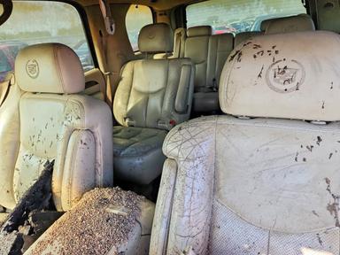 منظر 2004 CADILLAC ESCALADE LUXURY، زاوية 10