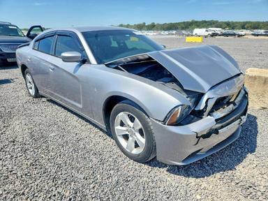 منظر 2014 DODGE CHARGER SE، زاوية 4