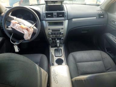 Vista de 2011 FORD FUSION SE, ángulo 8