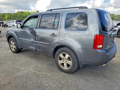 منظر 2011 HONDA PILOT EXL، زاوية 2