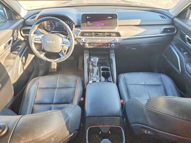 Vue de 2022 KIA TELLURIDE EX, angle 8