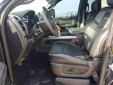 Vista de 2025 RAM 2500 LARAMIE, ángulo 7