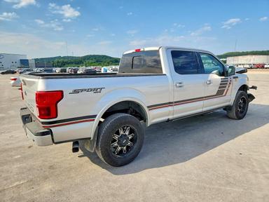 Vista de 2018 FORD F150 SUPERCREW, ángulo 3