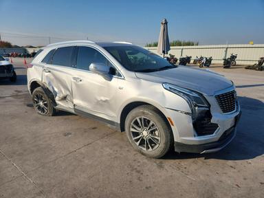 Vista de 2020 CADILLAC XT5 PREMIUM LUXURY, ángulo 4