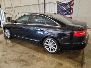 Vue de 2010 AUDI A6 PRESTIGE, angle 2