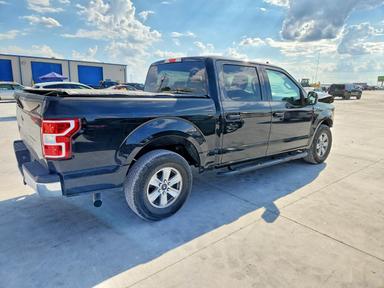 منظر 2019 FORD F150 SUPERCREW، زاوية 3