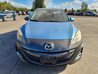 Вид 2010 MAZDA 3 S, угол 5