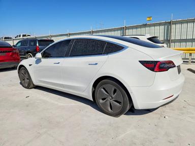 منظر 2019 TESLA MODEL 3، زاوية 2