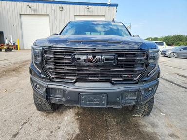 Vista de 2024 GMC SIERRA K1500 AT4X, ángulo 5