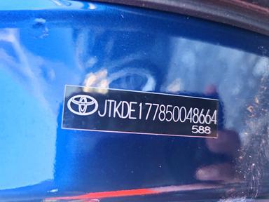 Вид 2005 SCION TC BASE, угол 12