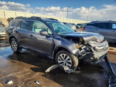 Vue de 2020 SUBARU OUTBACK PREMIUM, angle 4