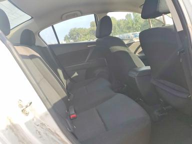 Vista de 2013 MAZDA 3 I, ángulo 10