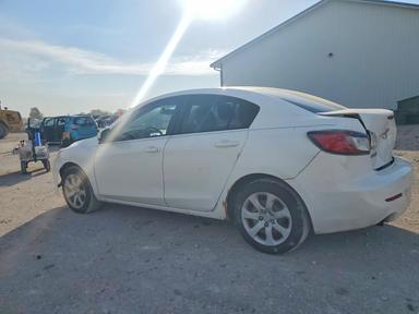 Vista de 2013 MAZDA 3 I, ángulo 2