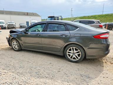 2016 FORD FUSION SE view, angle 2