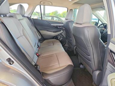 Vista de 2025 SUBARU OUTBACK LIMITED, ángulo 11