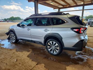 Vista de 2025 SUBARU OUTBACK LIMITED, ángulo 2