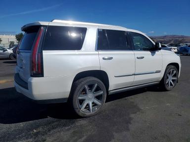 Vista de 2016 CADILLAC ESCALADE PREMIUM, ángulo 3