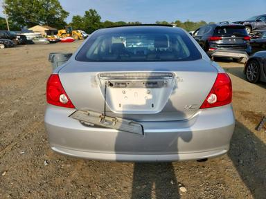 Vista de 2005 SCION TC BASE, ángulo 6