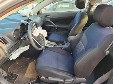 Vista de 2005 SCION TC BASE, ángulo 7