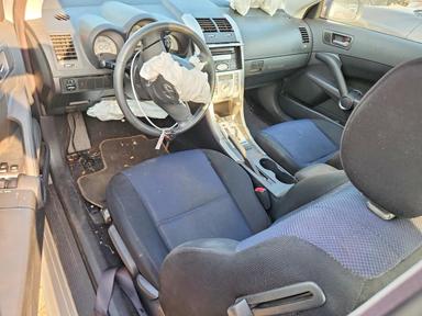 Vista de 2005 SCION TC BASE, ángulo 8