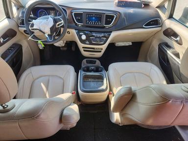Vedere 2021 CHRYSLER VOYAGER LXI, unghi 8