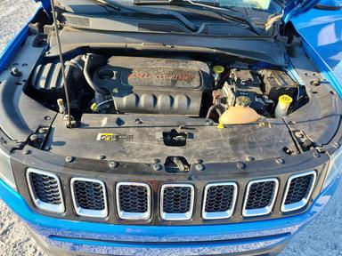 Vedere 2018 JEEP COMPASS LATITUDE, unghi 11